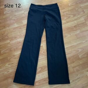 lululemon groove pants